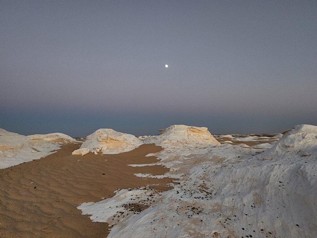 White Desert Tour